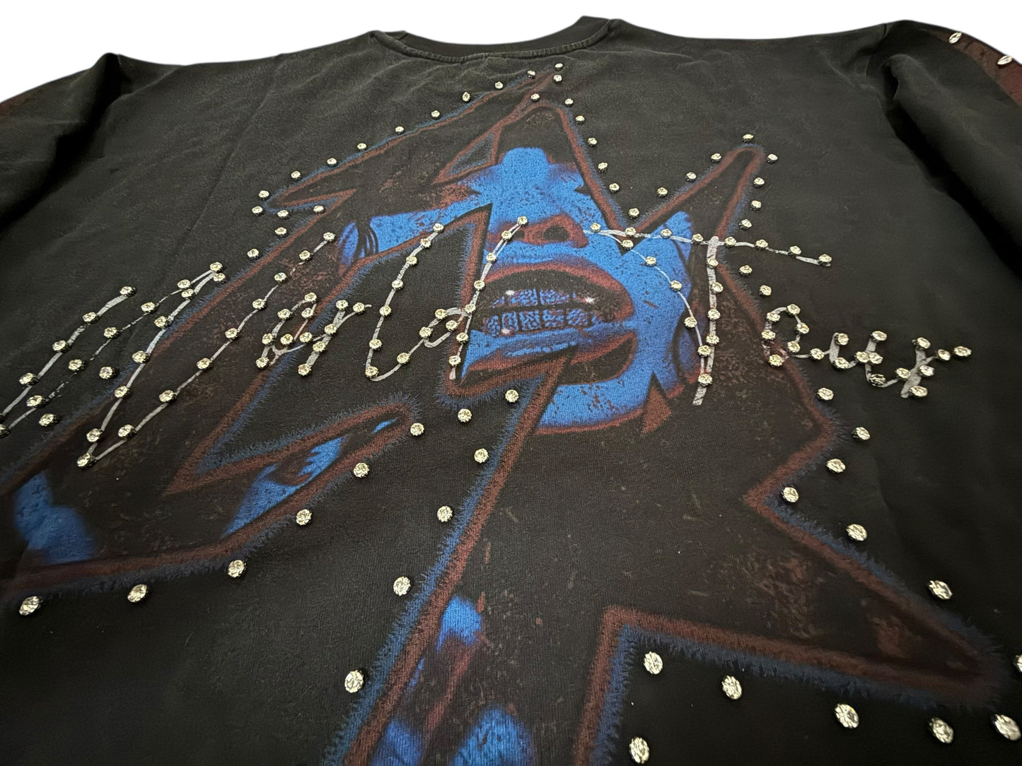 “World Tour” LONG SLEEVE TSHIRT