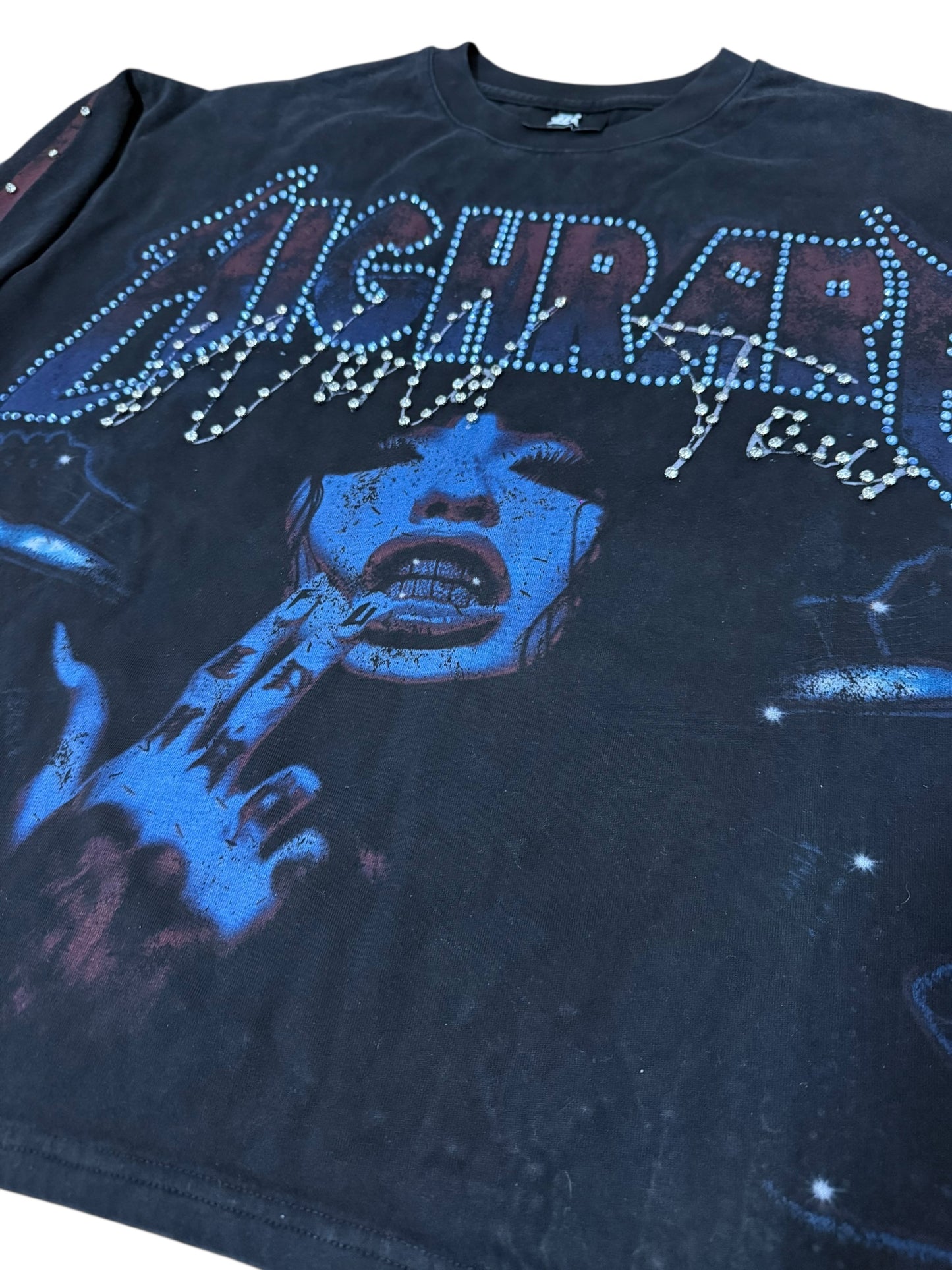 “World Tour” LONG SLEEVE TSHIRT